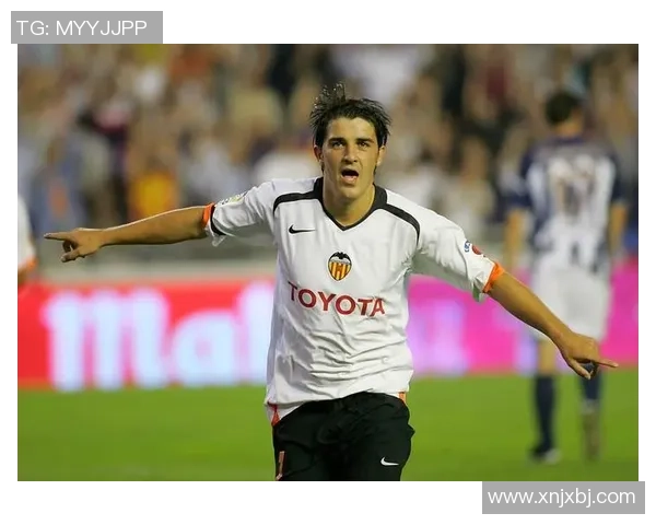 德姓足球球星的传奇足迹与成就盘点 他们如何在世界足坛崭露头角